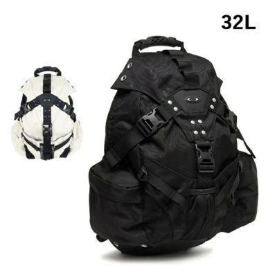 リュックOAKLEY 90s backpack メタルロゴ レア！オークリー リュックOAKLEY 90s backpack メタルロゴ
